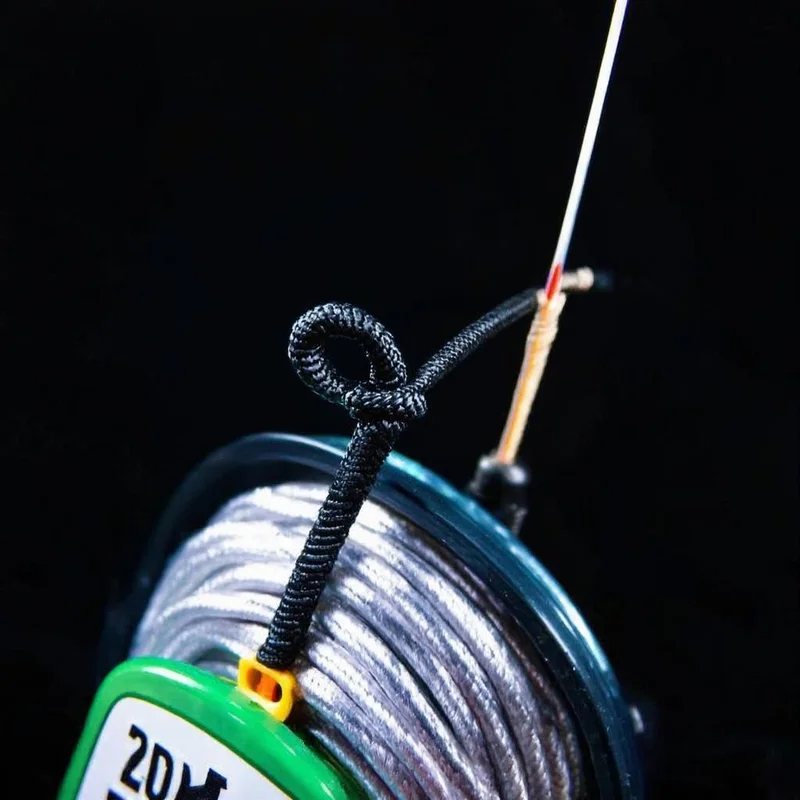 Heavy catfish rig setup with leader and circle hook