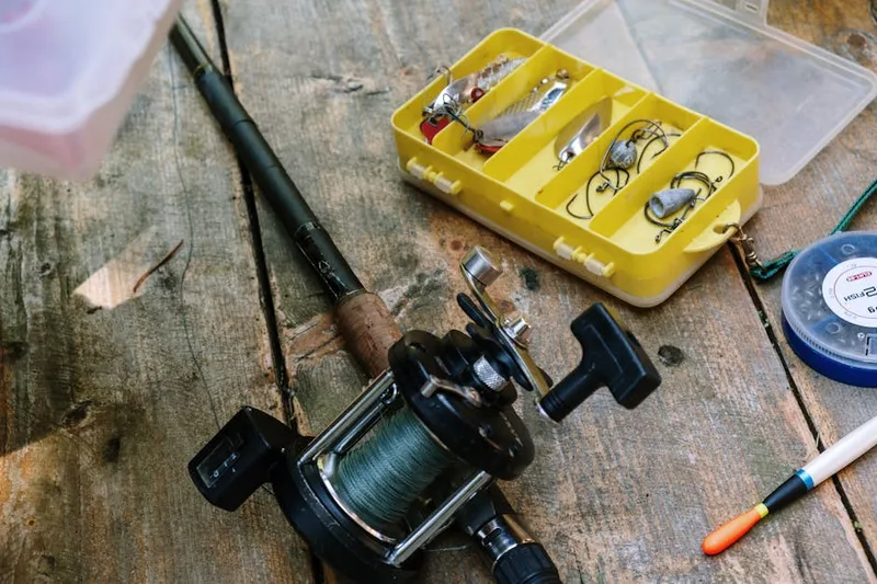 beginner fishing gear setup ,  photo from Pexels