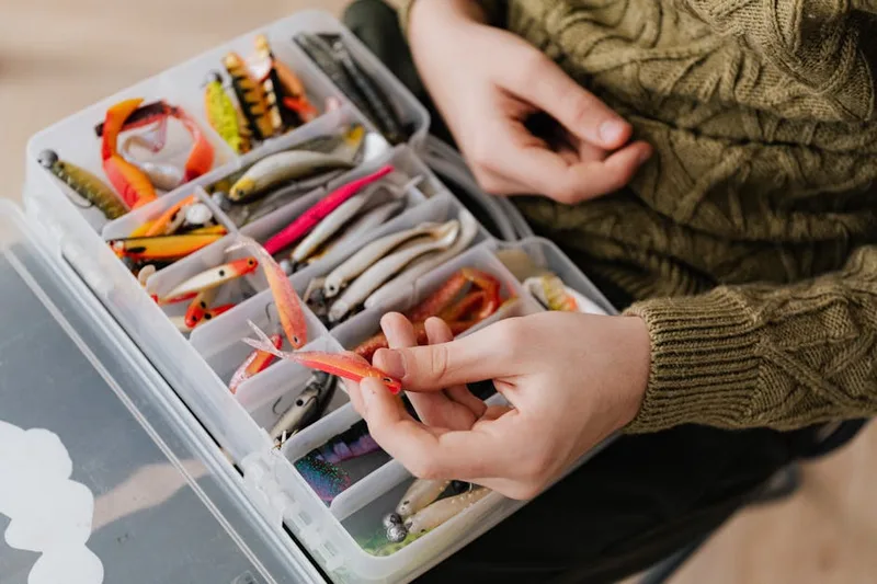 new angler fishing tackle ,  photo from Pexels